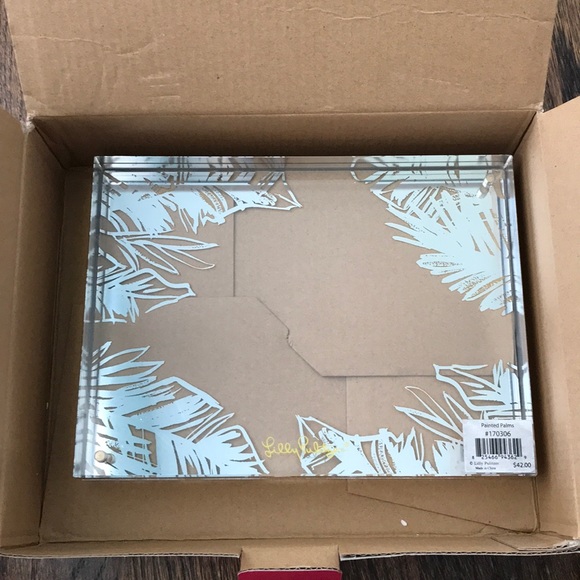 Lilly Pulitzer Picture Frame - Picture 2 of 4